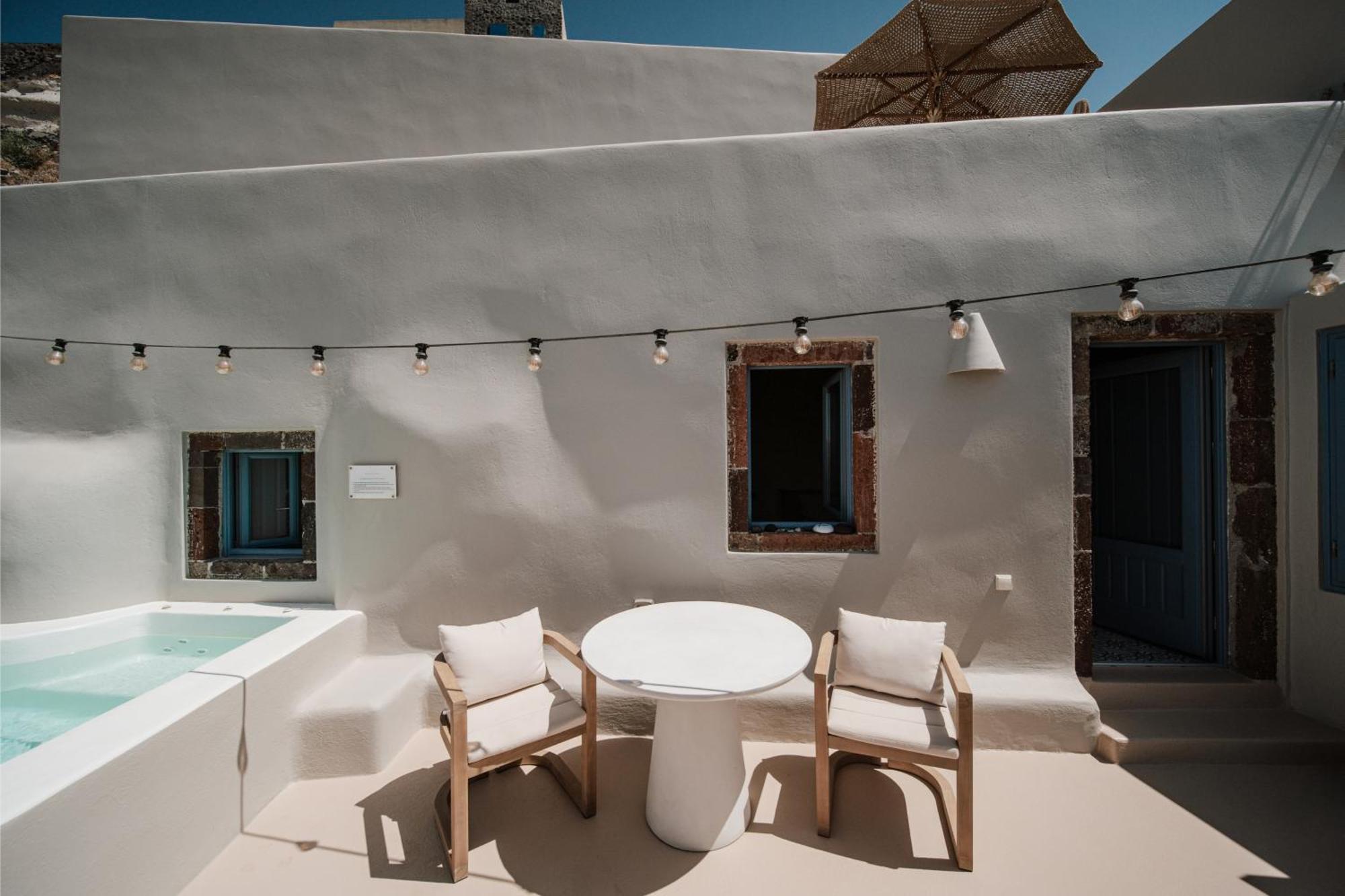 Luna Santorini Suites Pyrgos Kallistis Exterior photo